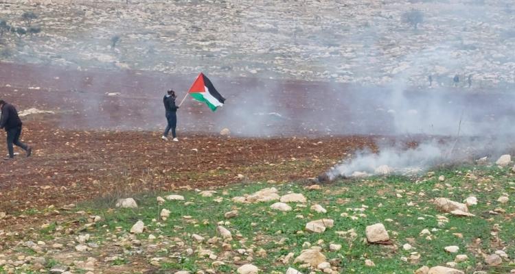 مواجهات بين الشبان وقوات الاحتلال في بيت دجن شرق نابلس